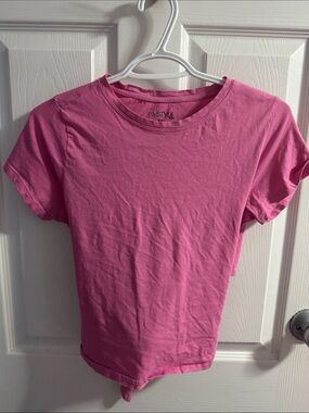 mySTYLE Classic Pink Crewneck Short Sleeve Tee